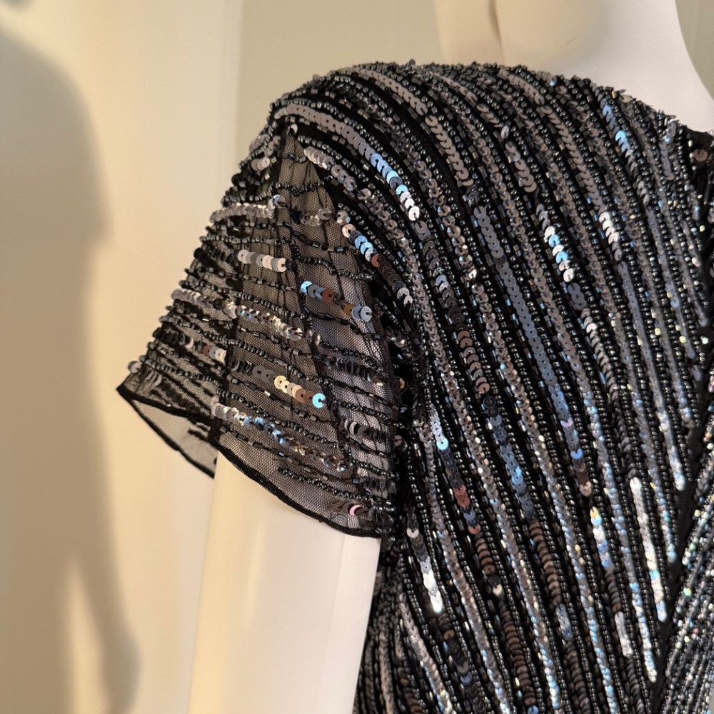 Adrianna Papell, 12, EUC, Sequins, Formal, Evening, V Neck, Flutter Sleeve Gown - Picture 5 of 8